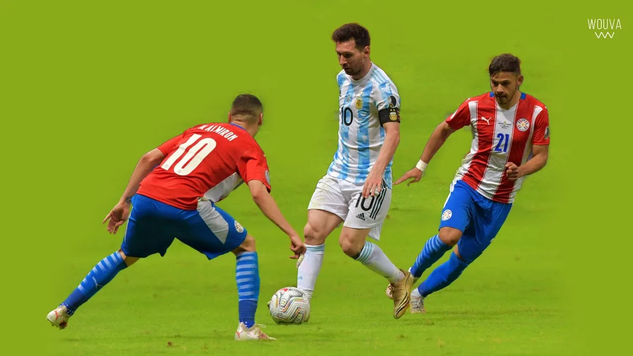 Lionel Messi Close Ball Control Dribbling