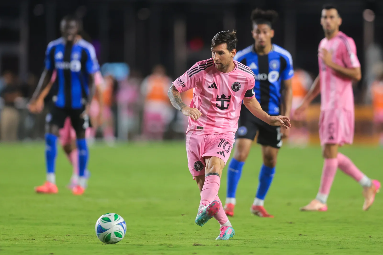 Unstoppable Lionel Messi brise les enregistrements, allume Inter Miamis Resurgence