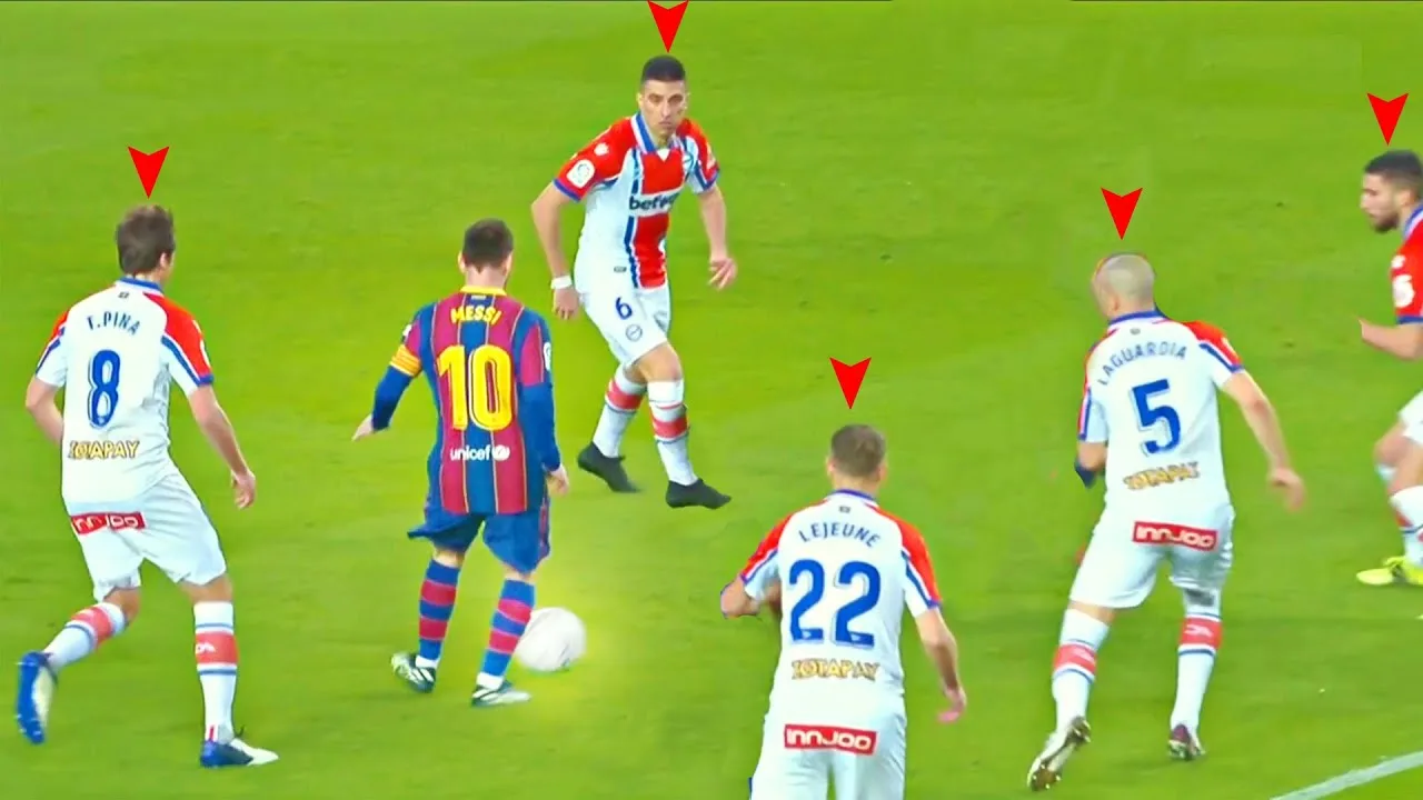 Lionel Messi Playmaking Skills Are Inhuman !