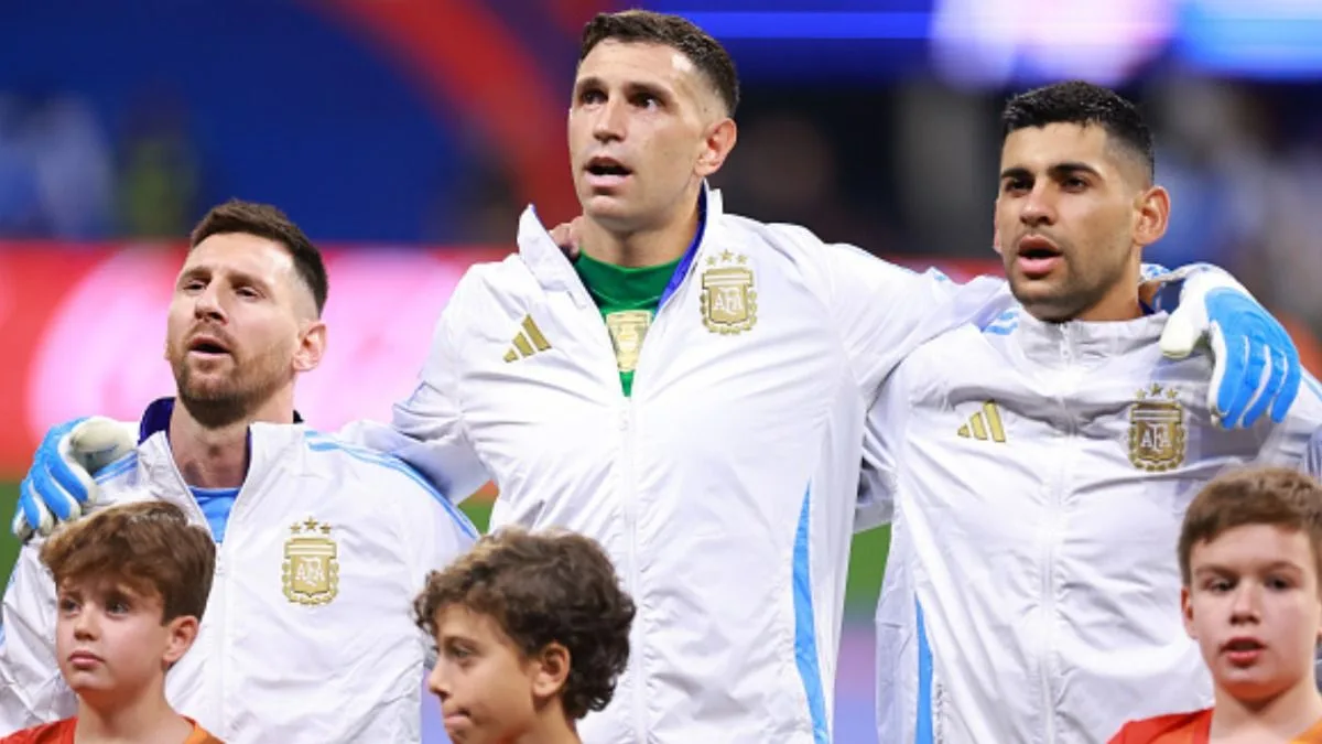 Lionel Messi Cristian Romero Argentine – L’Argentine de Lionel Messi obtient un coup de pouce majeur alors que le vainqueur de la Coupe du monde annonce le retour avant leurs qualifications de WC en 2026 contre le Brésil et l’Uruguay