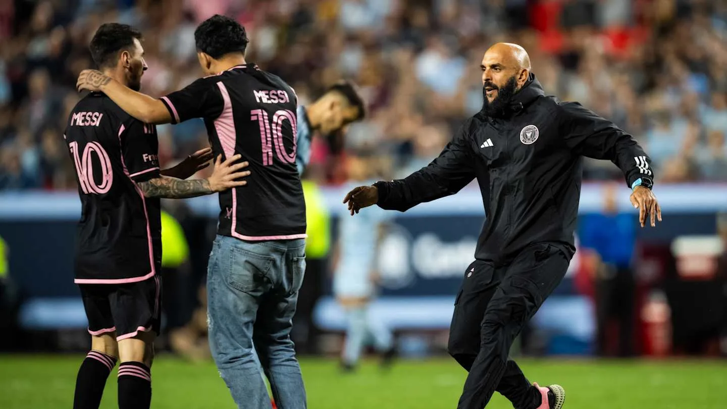 Le fan prend le dessus sur le célèbre corps du corps de Lionel Messi au Panama