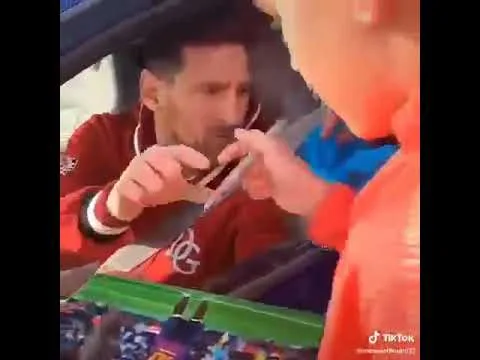 leo messi and fans #messi #fcbarcelona #barcelona #football