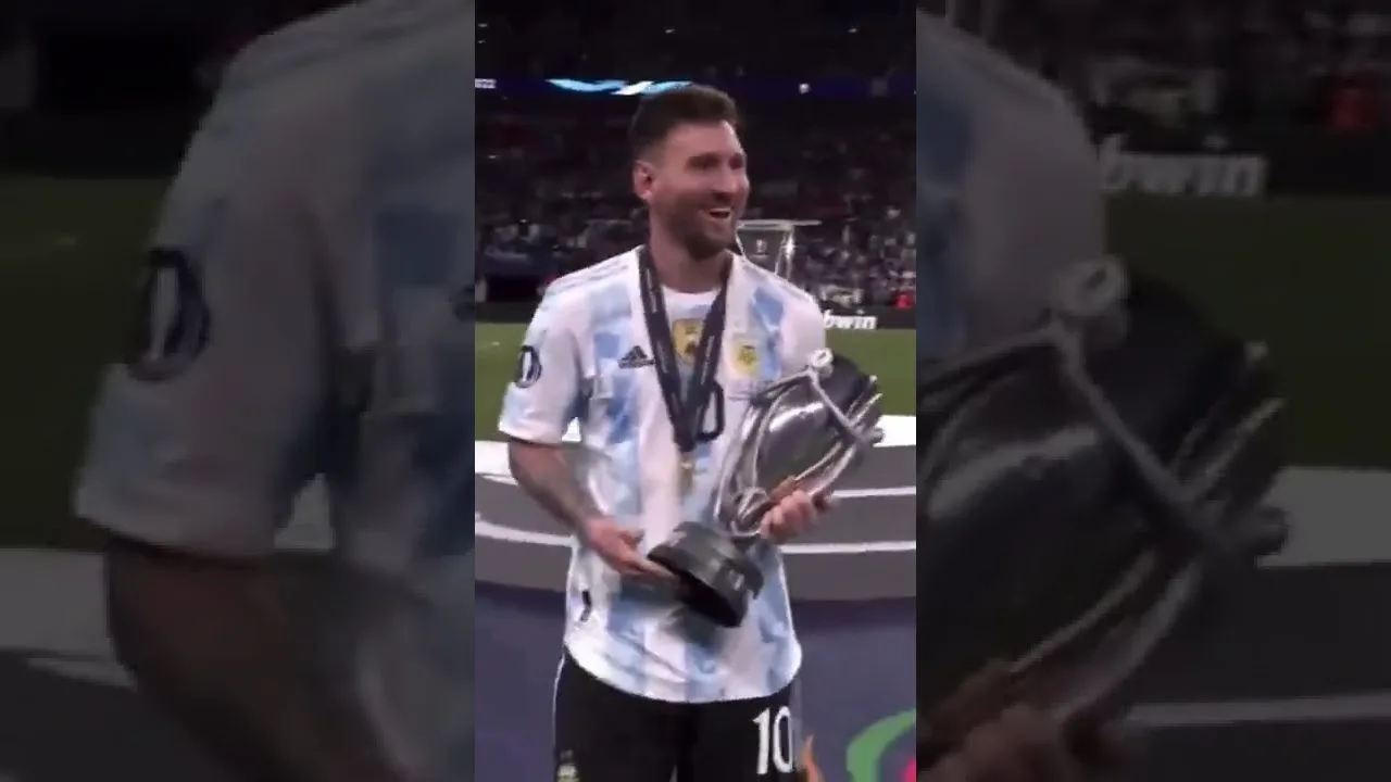 LEO MESSI LEVANTANDO LA FINALISSIMA 2022, ITALIA vs