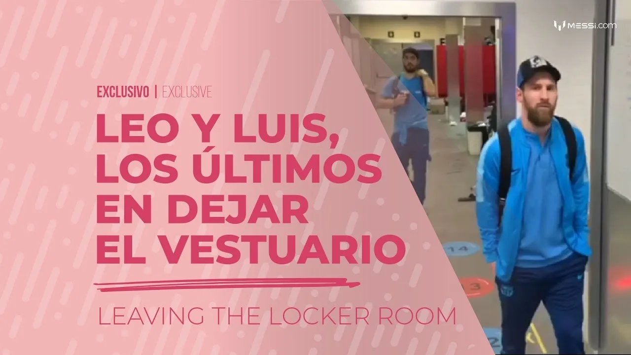 Leo Messi y Luis Suárez salen de los vestidores del FC