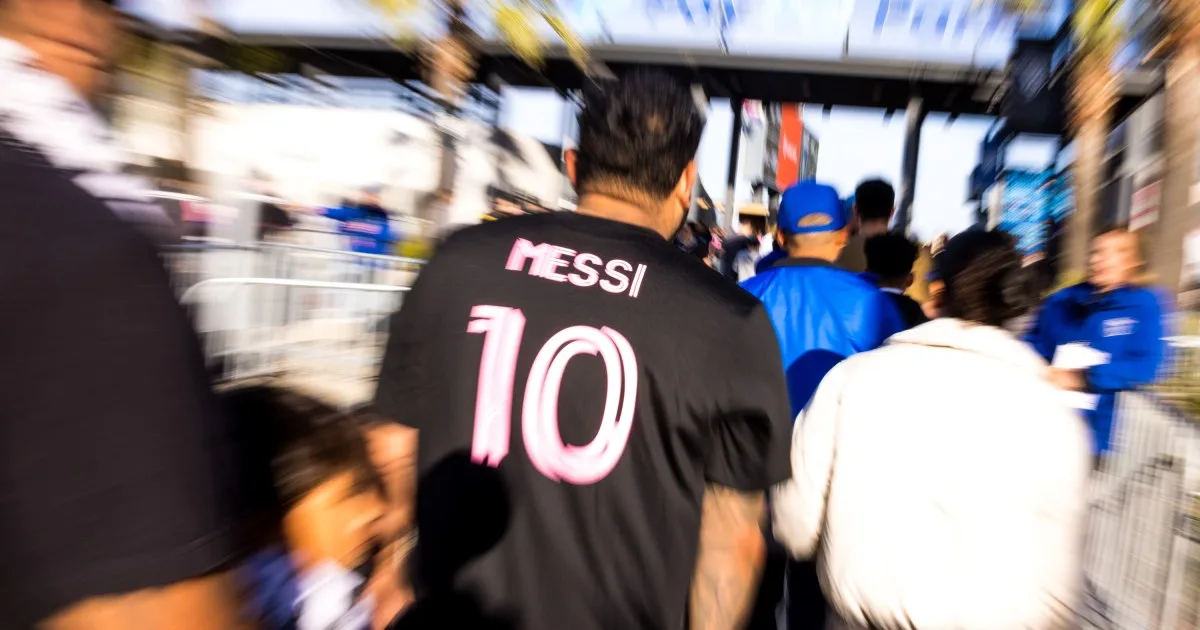 Lionel Messi fait sa marque à San Jose, éblouit la foule à guichets fermés