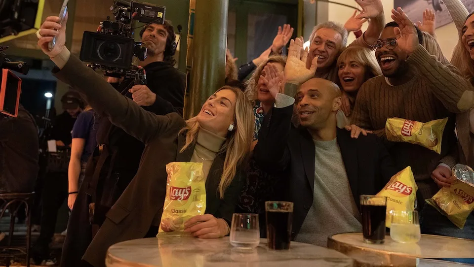Lionel Messi et Thierry Henry reviennent pour plus de hijinks avec les lieux
