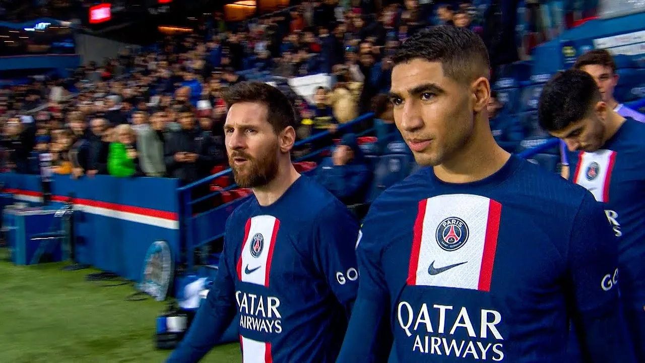 35-Year-old Lionel Messi is Teaching Football in France