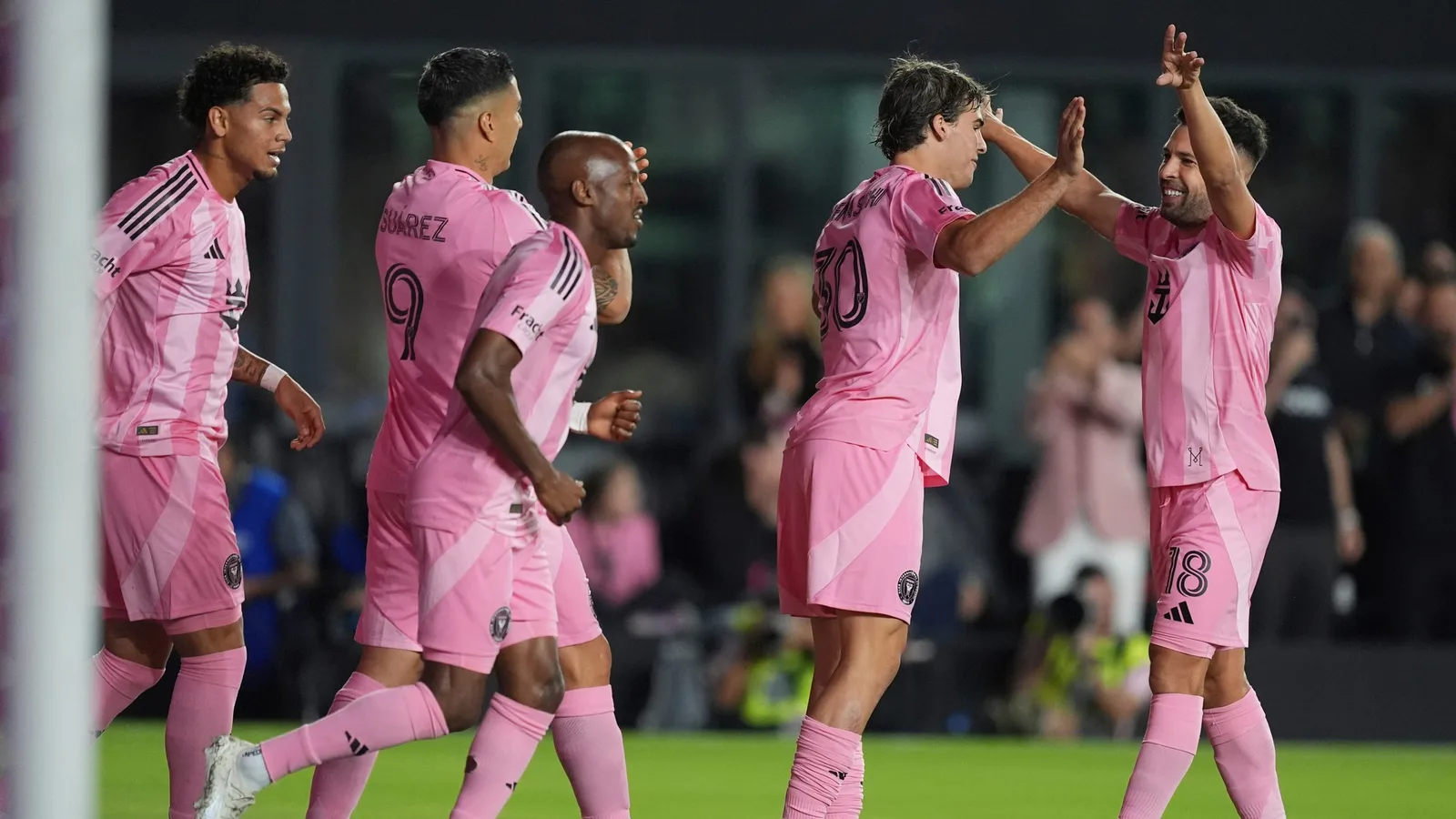 Lionel Messi assiste sur le but tardif, Inter Miami lie le New York City FC en premier tour de saison