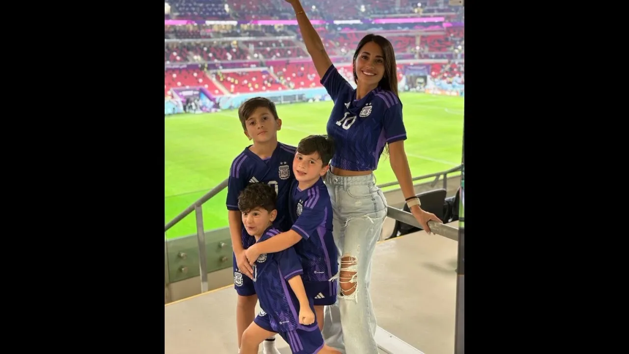 Lionel Messi and Antonella Roccuzzo with family #messi