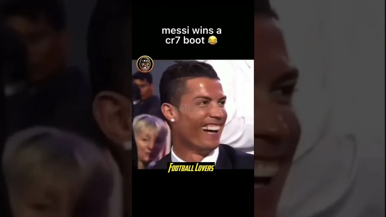 Messi wins a CR7 boots🤣Look at Ronaldo's face🤣LEO MESSI🔥