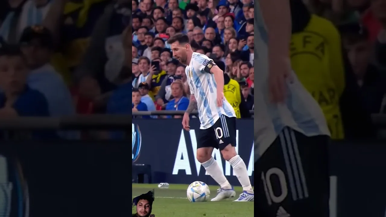 Messi skills moment #messi #messina #football #leomessi #soccer #everyone #shorts