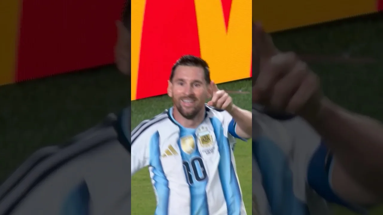 Messi marque son premier triplé #FIFAWorldCup. 🎩 Retrouvez les meilleurs moments sur FIFA.com 📺 #FIFAWorldCupOnYT