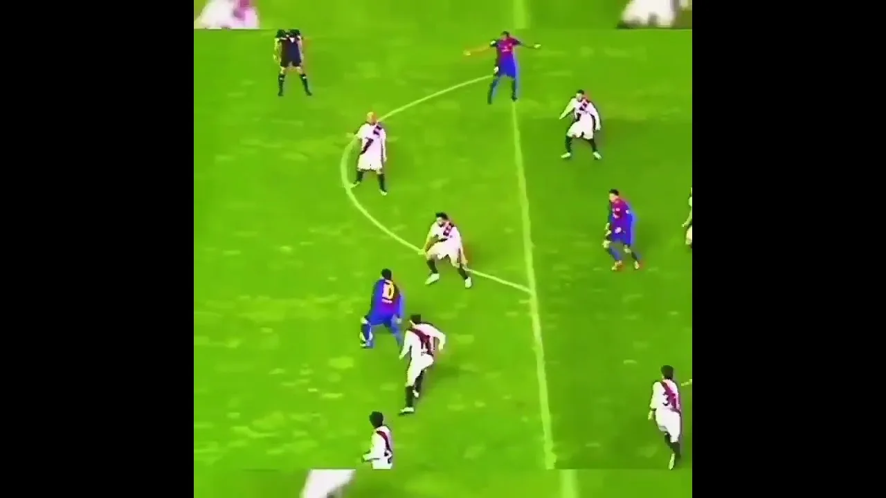 Leo Messi Skills 😱⚽️