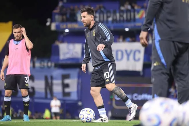 Lionel Messi commencera mardi pour le parti argentin contre la Colombie