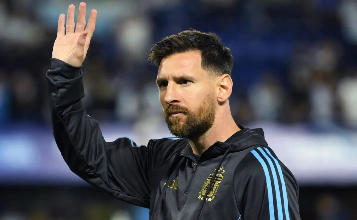 Le coéquipier de l’Argentine de Lionel Messi rejette la revendication de Cristiano Ronaldo comme le meilleur de l’histoire