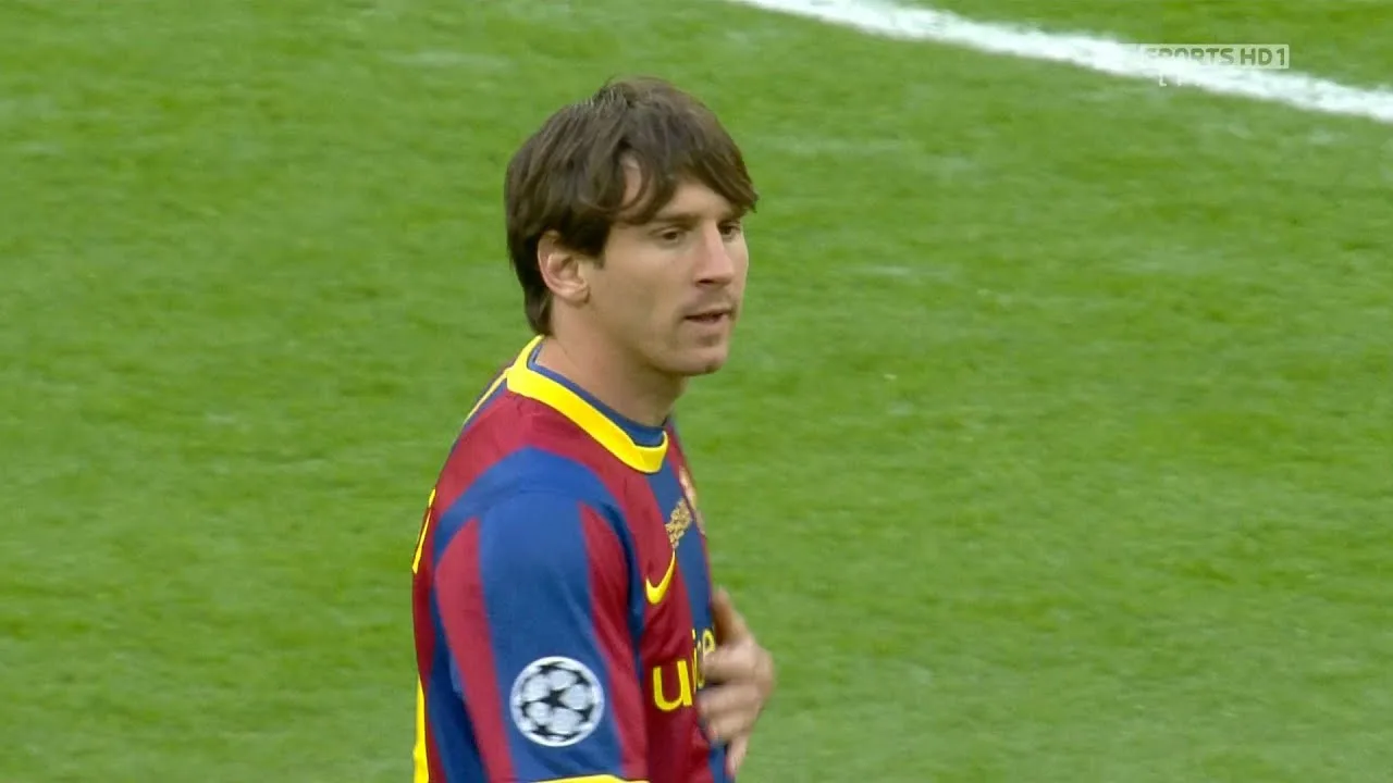 Lionel Messi 2010/11 : Dribbling Skills, Goals, Passes,