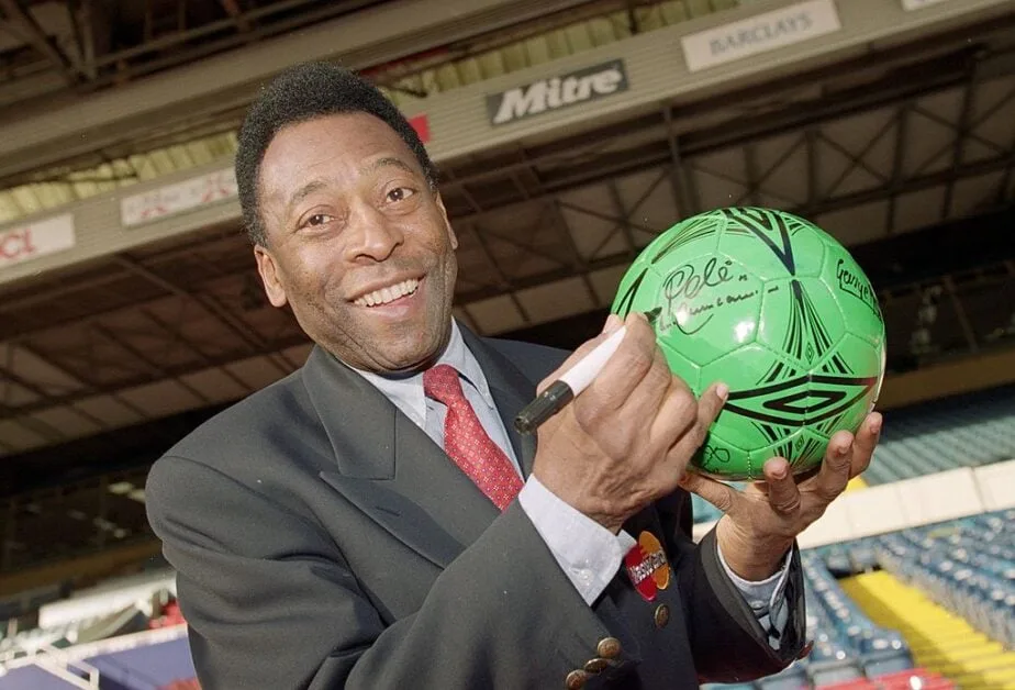 Pelé était meilleur que Lionel Messi et Cristiano Ronaldo selon la légende