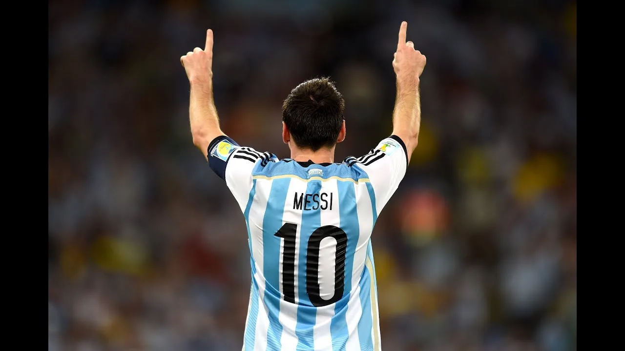 MESSI: TOP 10 GOALS, 10 YEARS
