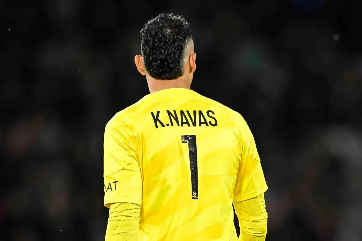 Keylor Navas va signer dans un ancien club de Lionel Messi