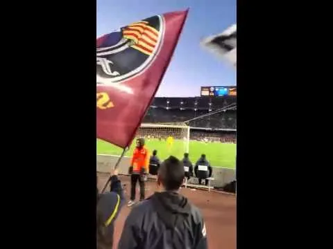 (Messi cantico) Oh Leo Messi, dios del fútbol, marca un gol!