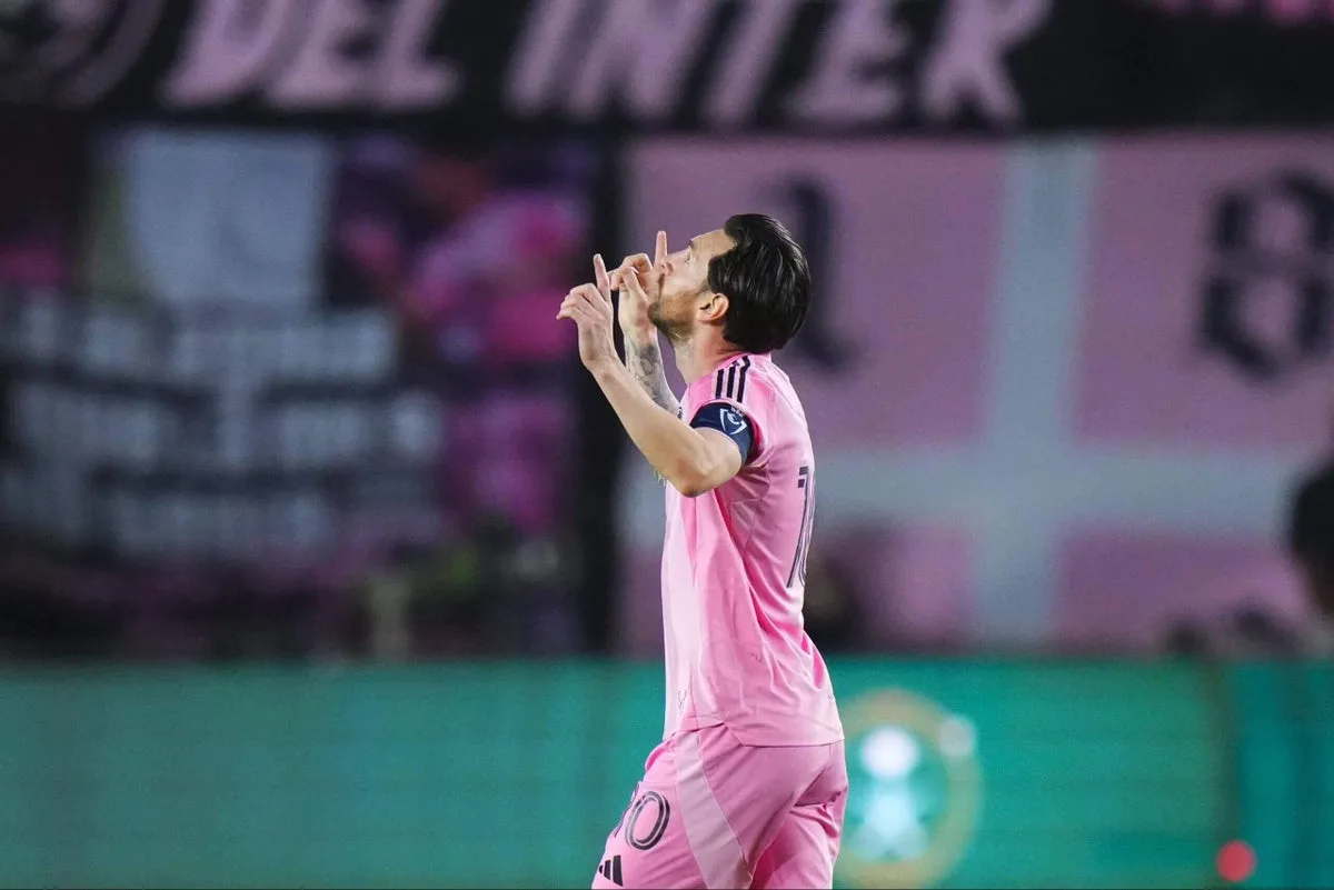 Lionel Messi sauve Inter Miami de la sortie de la Coupe des champions avec une rigueur émouvante