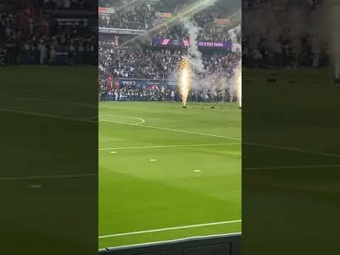 LÉO MESSI AU PARC DES PRINCES