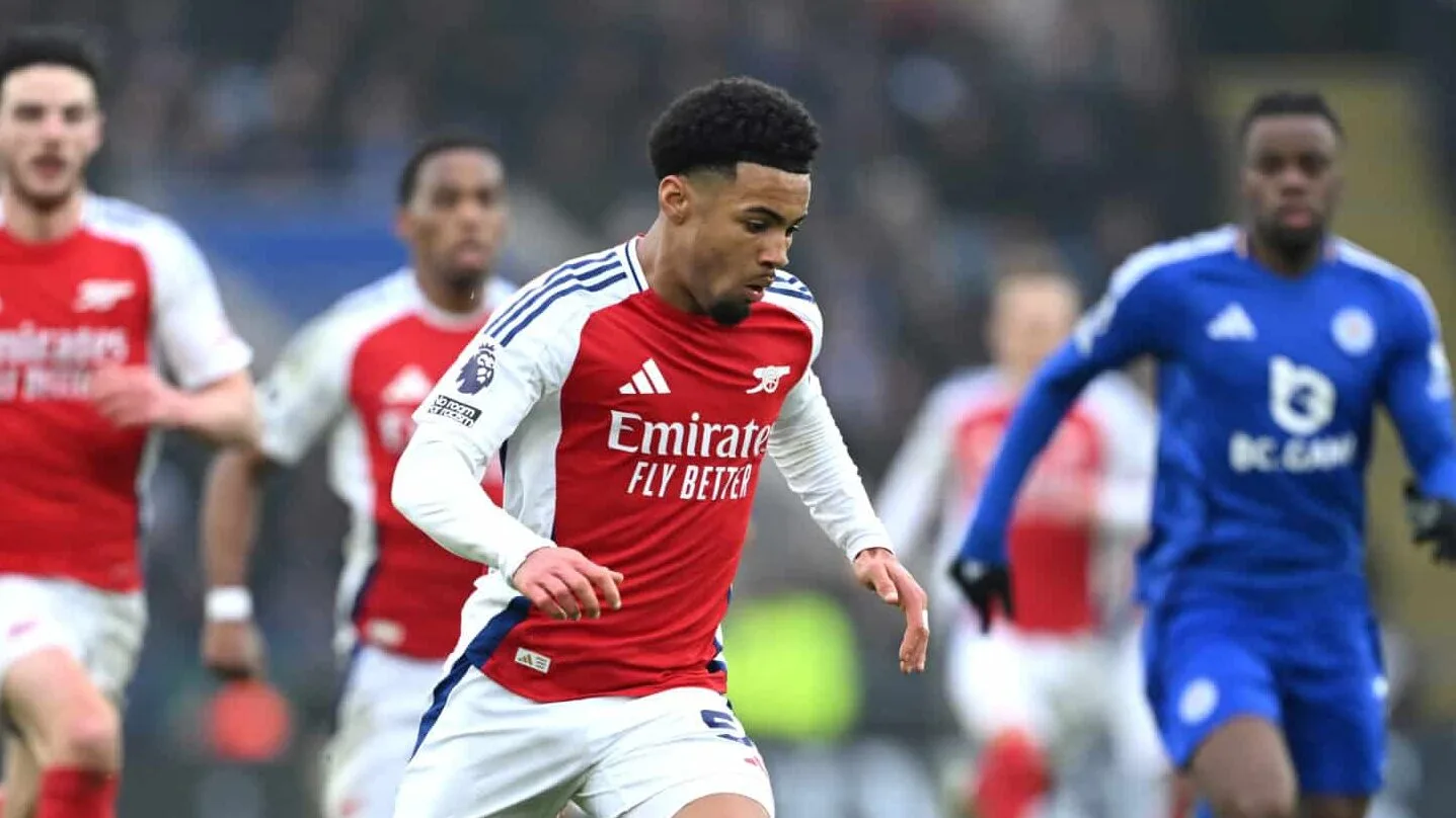 Arsenal Starlet Ethan Nwaneri par rapport à Lionel Messi