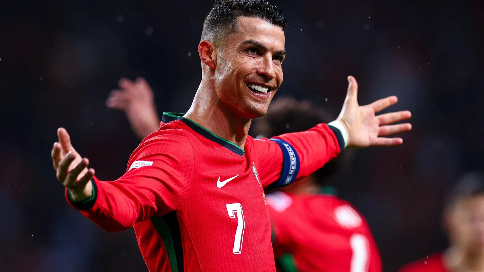 «  Pas de disparition  » – Le manager affirme que Cristiano Ronaldo l’emporte sur Lionel Messi dans le débat sur chèvre, mais le Portugal a été averti