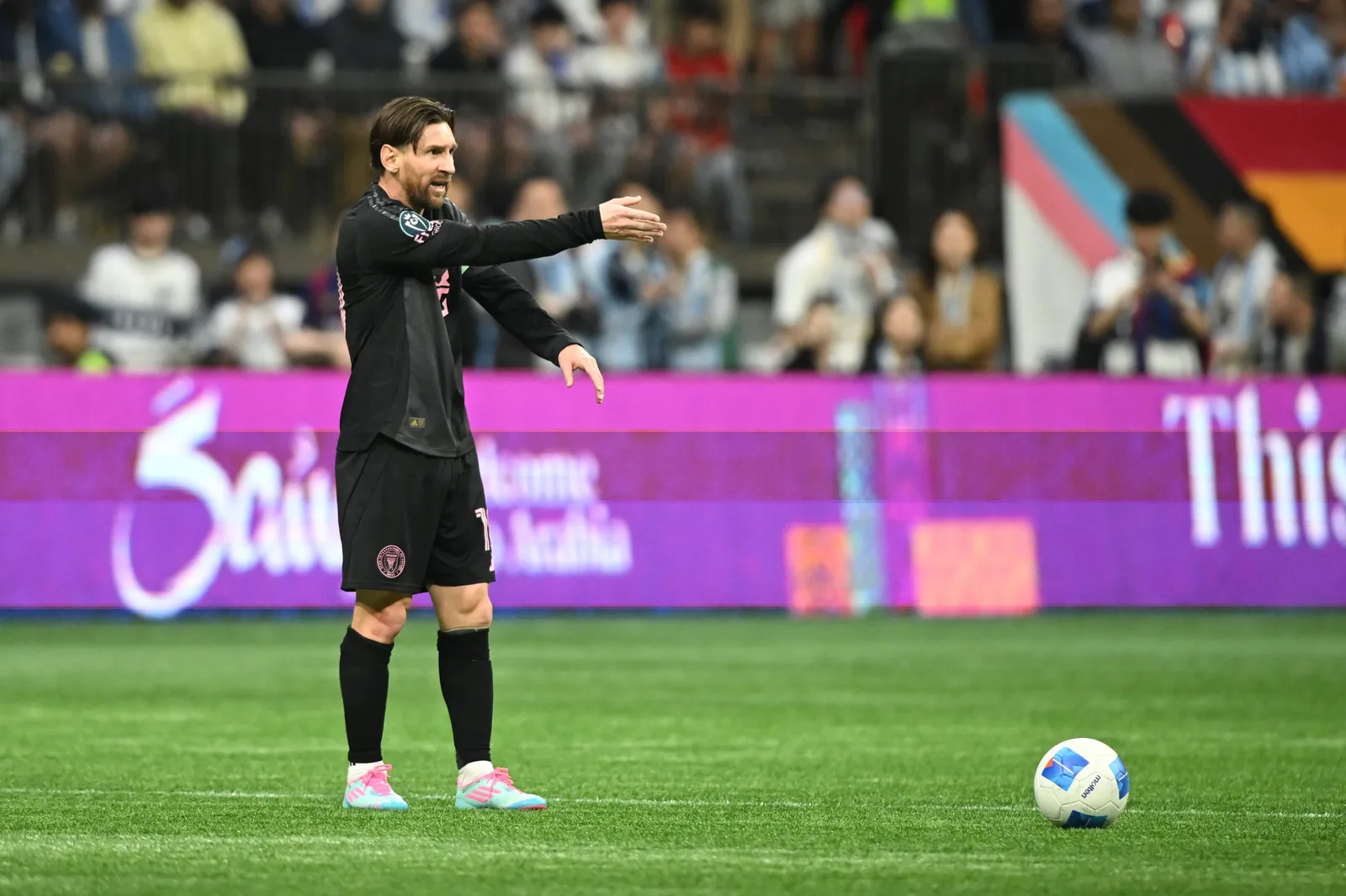 Javier Mascheranos Révélation explosive après Inter Miamis Lionel Messi choquant CONCACAF Perte