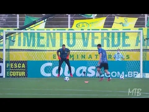 Brazil Saw How Lionel Messi Was Warming Up & Decided to