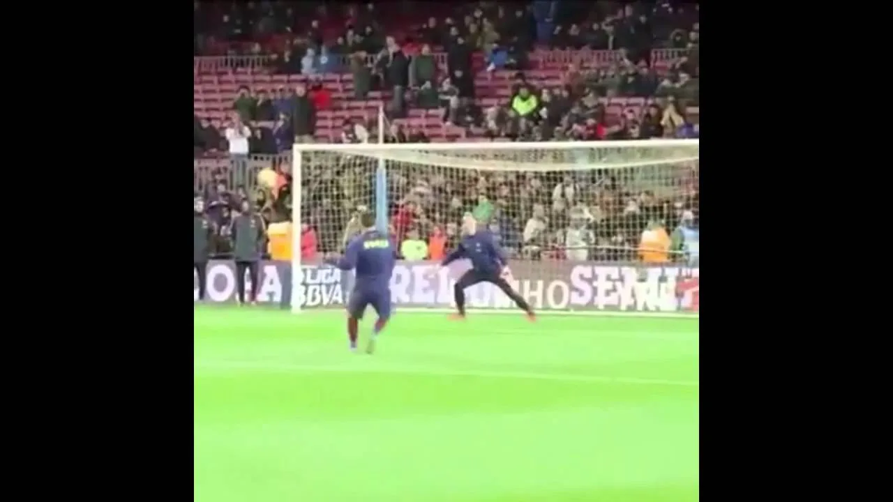 Lionel Messi Freekick (Training)