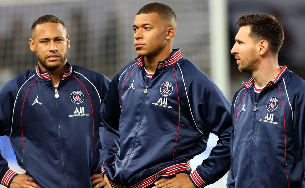 Le trio ex-PSG Kylian Mbappe, Lionel Messi et Neymar ont laissé un vide massif dans l’appel mondial de la Ligue 1: Dazn pour prendre une décision drastique sur son contrat de diffusion?