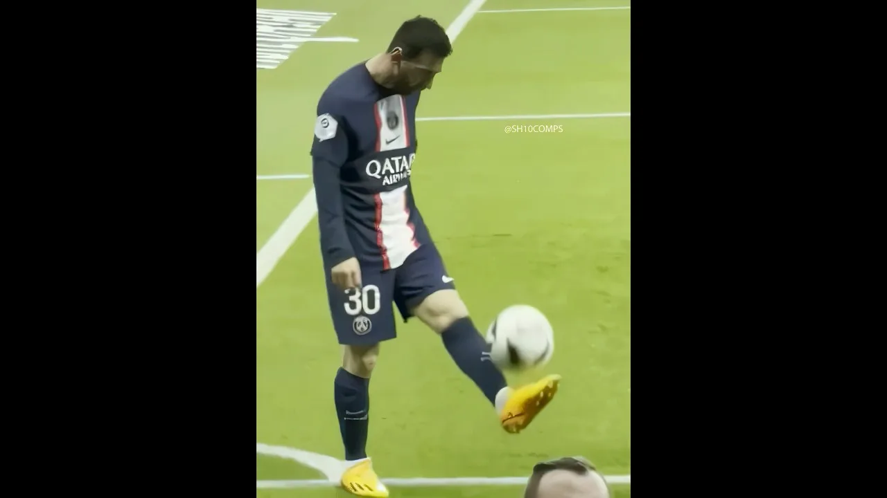 Messi Can’t Do Freestyle Skills? 😈