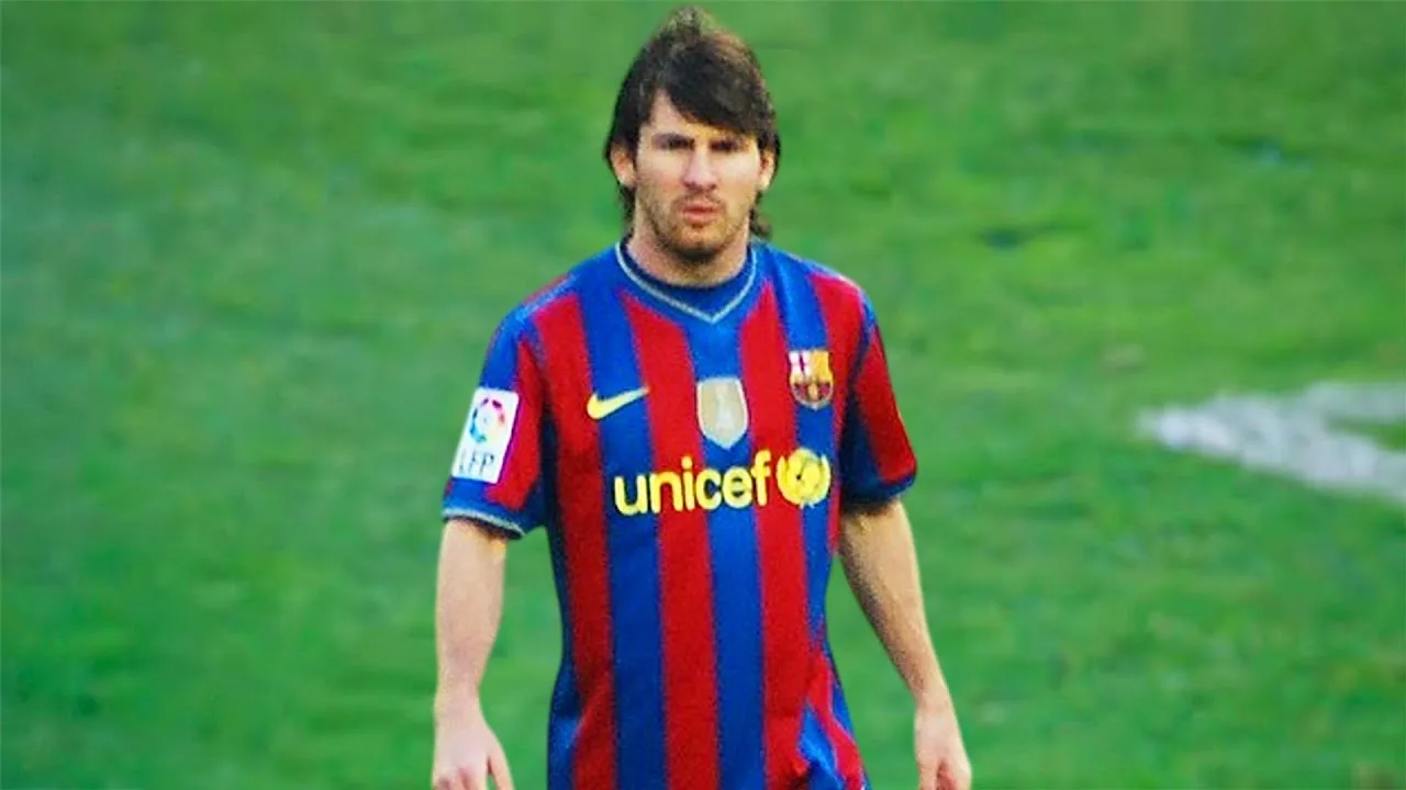 Lionel Messi 2009/10 – Ballon d’Or: compétences de dribble, buts, laissez-passer
