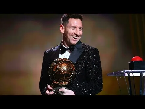 Lionel Messi remporte son 7e Ballon d'Or, Alexia
