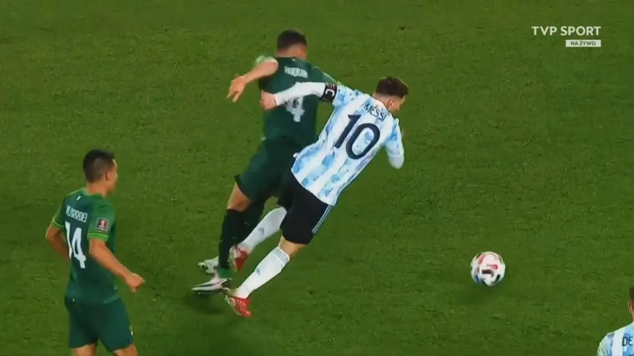 Lionel Messi Crazy Solo Goal Vs Bolivia – Argentina Vs