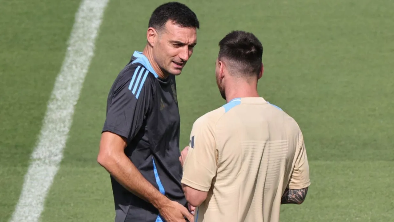 Scaloni a pris une décision sur Leo Messi avant de jouer avec la Colombie par les qualifications