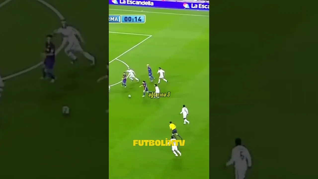 Lionel Messi’nin ilk hat trick’i #football #keşfet #futbol #messi