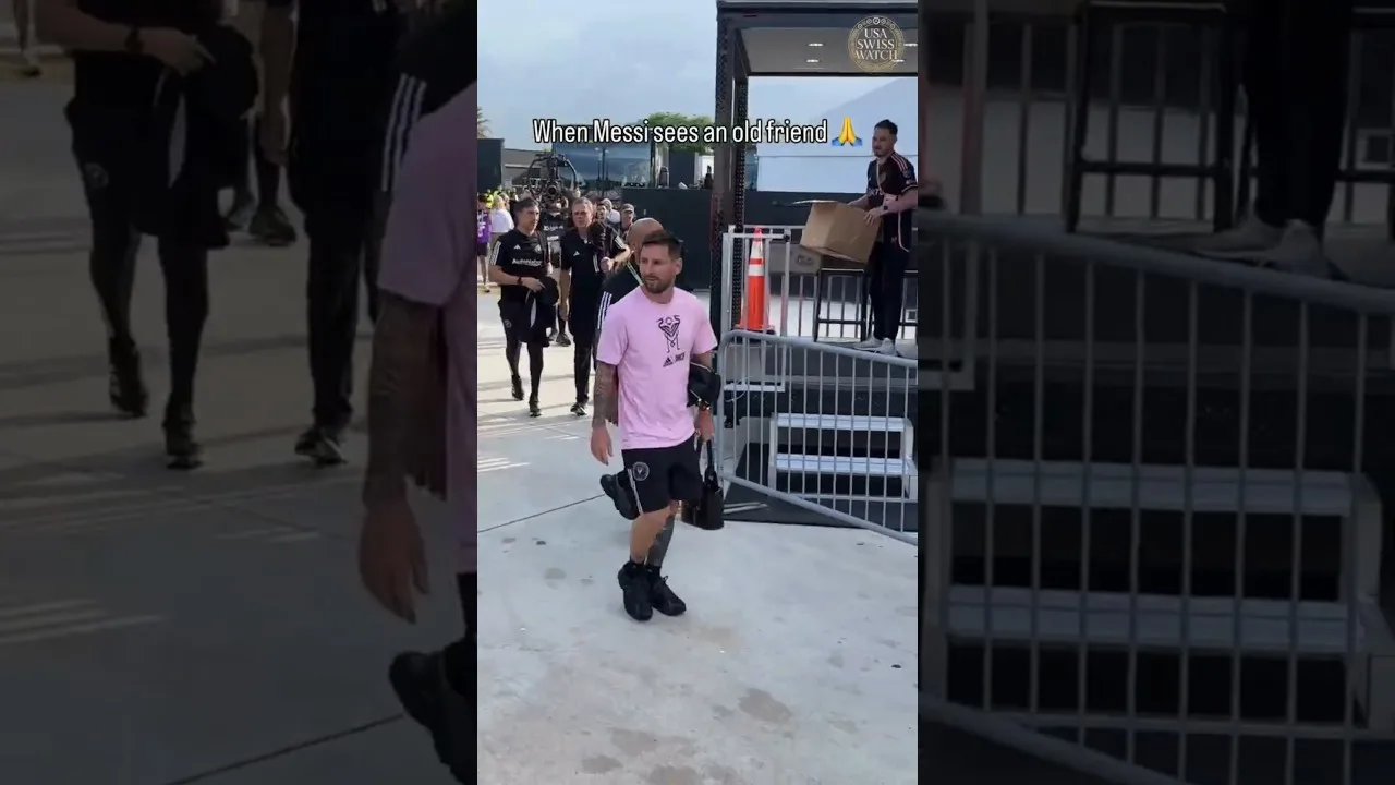 Lionel Messi aperçu en train de rencontrer un vieil ami portant une Patek Philippe à 150 000 $ #messi #shorts