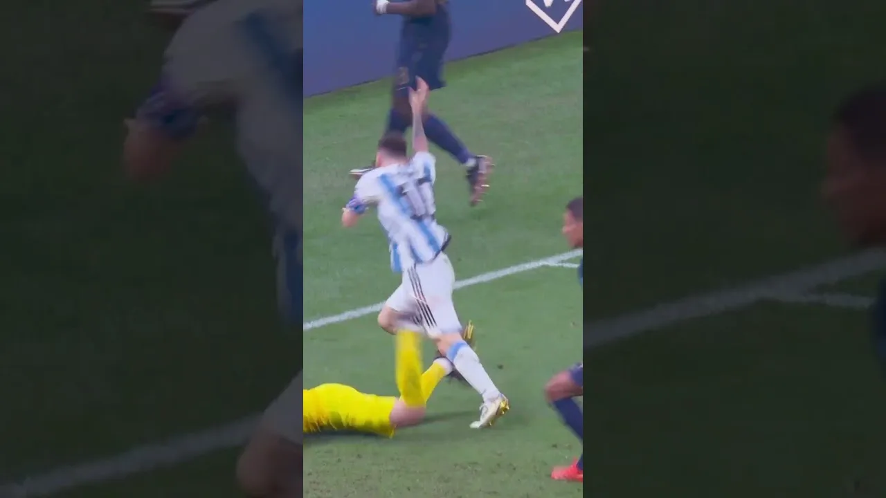 Vous ne pouvez jamais quitter Lionel Messi des yeux… 👀