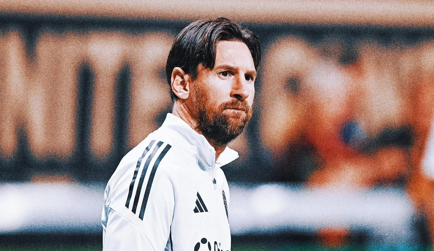 Lionel Messi a éclaté des qualifications de la Coupe du monde contre l’Uruguay, au Brésil, avec une blessure