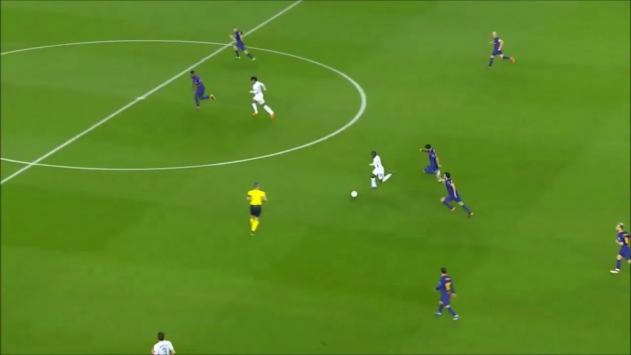 leo Messi and N'Golo Kante dominating Each other Team in